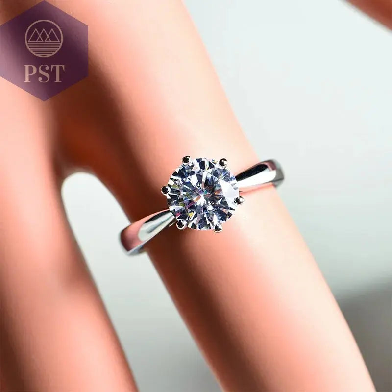 18K White Gold Zirconia Ring PST PS Tradings  PST PS Tradings  PST PS Tradings 18K White Gold Zirconia Ring